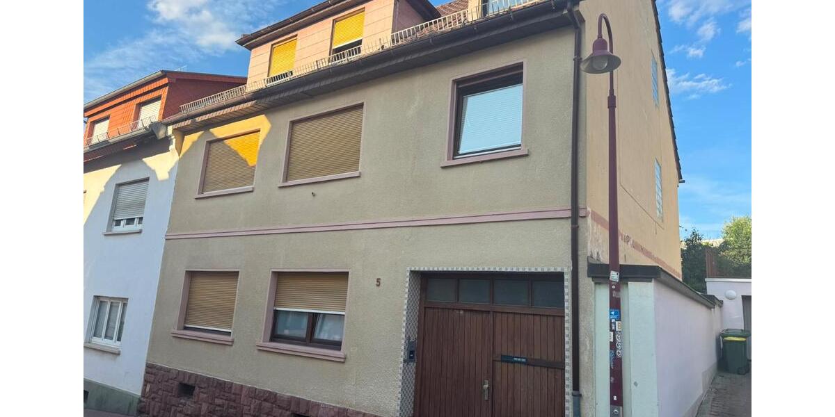 Doppelhaushälfte Dossenheim - 14 Zimmer, 208 m&sup2;, 590.000&euro; | Angebot:26987416