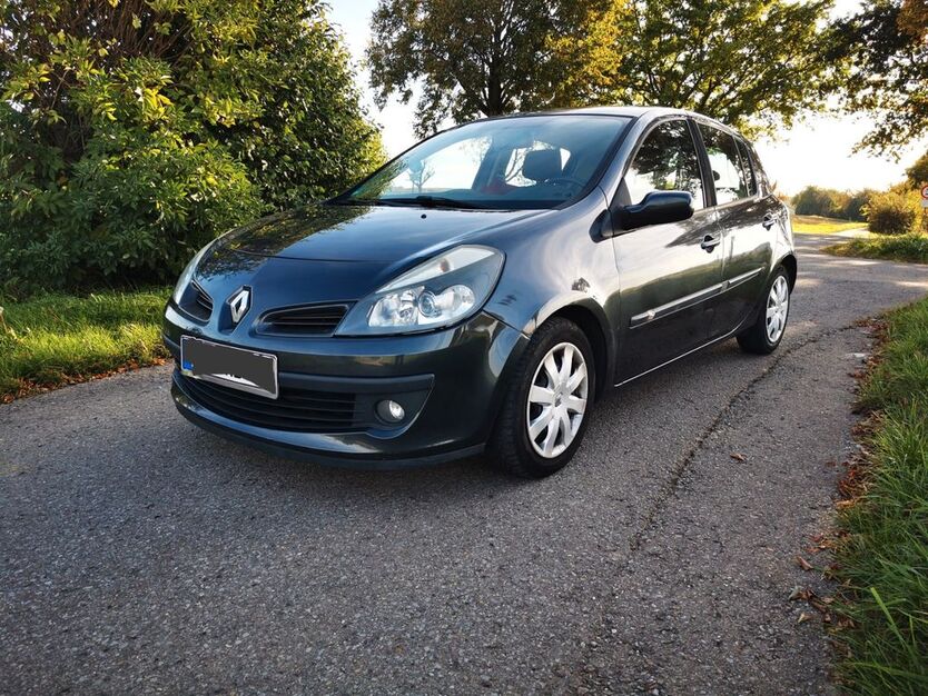 Renault Clio 214.000 km 2.100 € Eppingen 75031