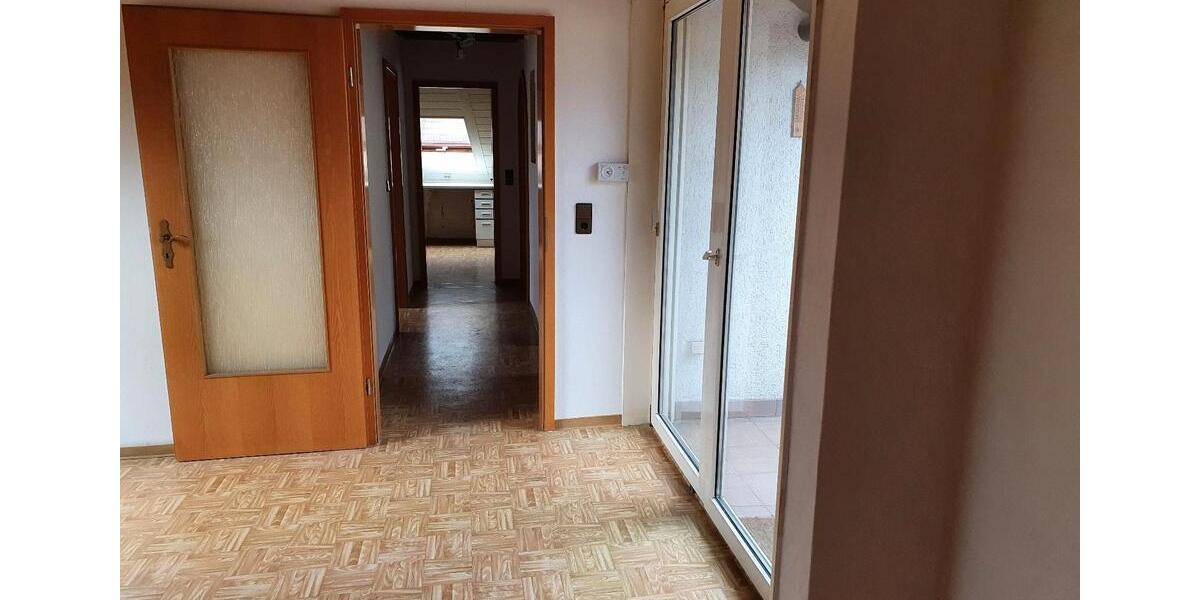 Dachgeschoßwohnung Mannheim Gartenstadt - 3 Zimmer, 75 m&sup2;, 990&euro; | Angebot:26381403