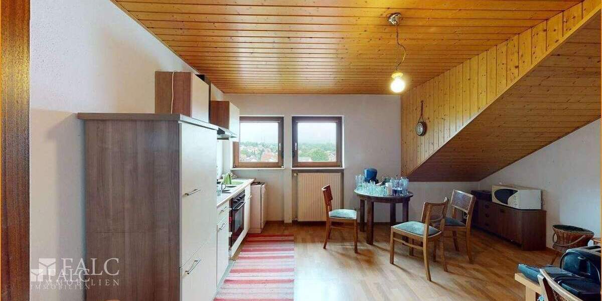 Mehrfamilienhaus, Wohnhaus Wiesloch / Baiertal Baiertal - 9 Zimmer, 351 m&sup2;, 799.000&euro; | Angebot:25390604