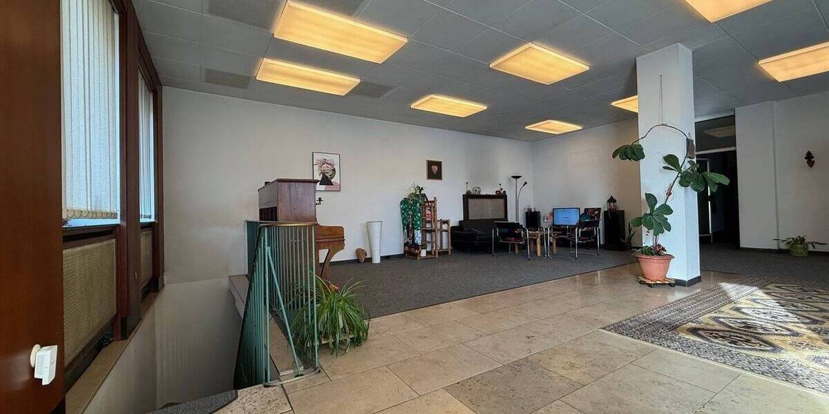 Gewerbeobjekt Mannheim Neckarau - 5 Zimmer, 211 m&sup2;, 295.000&euro; | Angebot:25668058