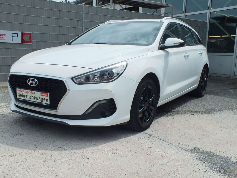 i30