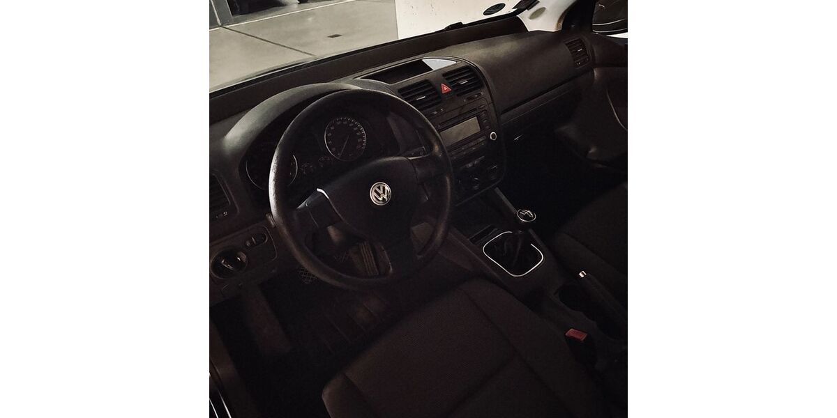 VW Golf 190.000 km 1.850 &euro; Mannheim 68159