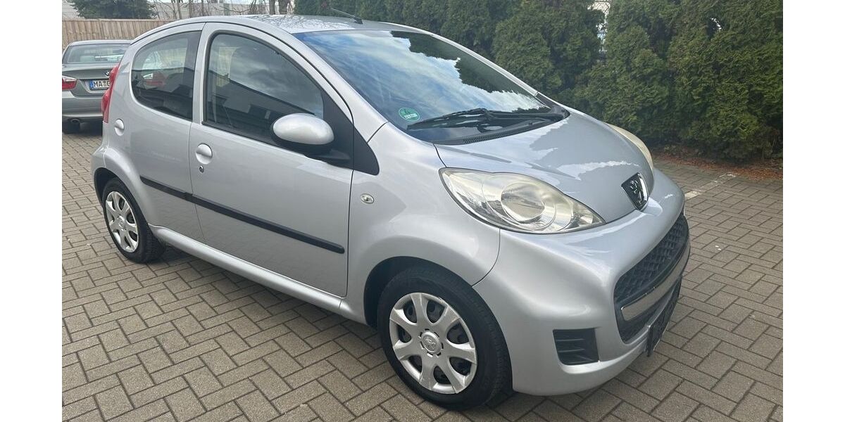 Peugeot 107 158.500 km 2.250 &euro; Ludwigshafen 67061