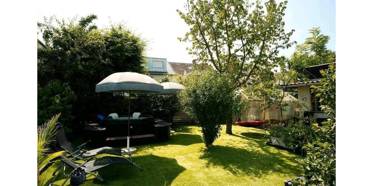Doppelhaushälfte Brühl - 5 Zimmer, 140 m&sup2;, 690.000&euro; | Angebot:27000072