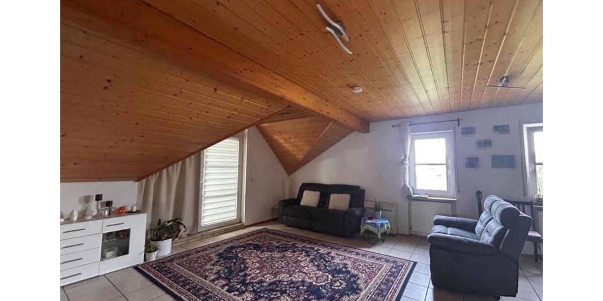 Dachgeschoßwohnung Ludwigshafen am Rhein Rheingönheim - 3 Zimmer, 75 m&sup2;, 900&euro; | Angebot:24563094