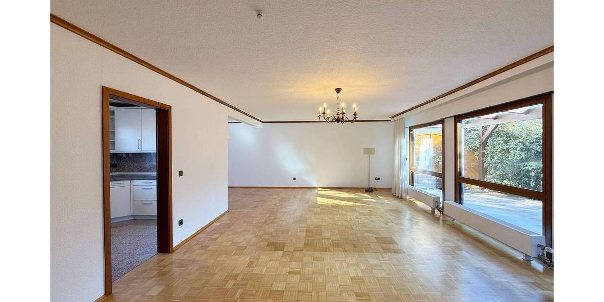Einfamilienhaus Viernheim - 5 Zimmer, 198 m&sup2;, 1.950&euro; | Angebot:26361609