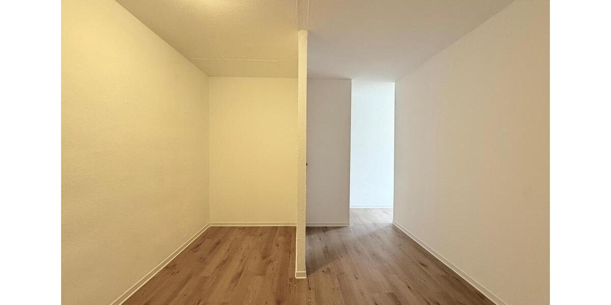 Etagenwohnung Ludwigshafen am Rhein Ludwigshafen-Oggersheim - 2 Zimmer, 45 m&sup2;, 875&euro; | Angebot:25308554