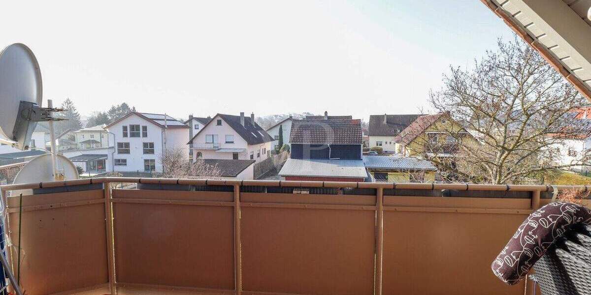 Etagenwohnung Ubstadt-Weiher Zeutern - 4 Zimmer, 90 m&sup2;, 299.000&euro; | Angebot:25371378