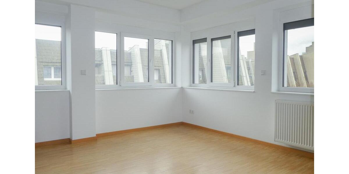 Etagenwohnung Ludwigshafen am Rhein Ludwigshafen-Hemshof - 2 Zimmer, 62 m&sup2;, 735&euro; | Angebot:25445012