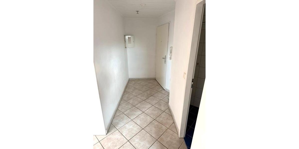 Dachgeschoßwohnung Eppelheim - 3 Zimmer, 60 m&sup2;, 1.200&euro; | Angebot:26145808