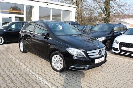 Mercedes B 200