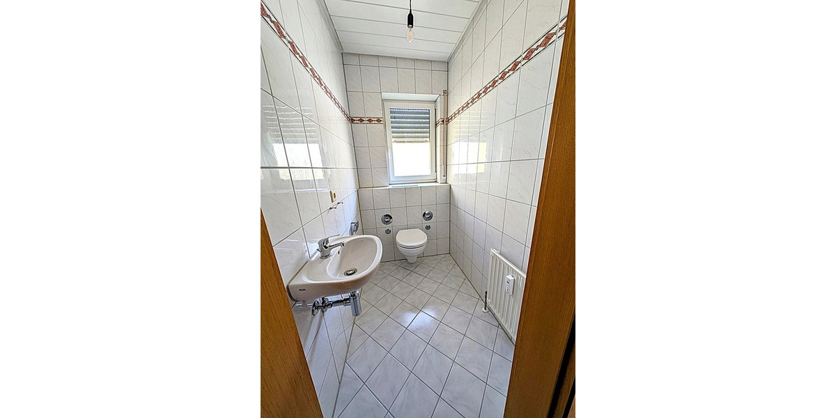 Dreifamilienhaus ohne Renovierungsstau - Mehrfamilienhaus, Wohnhaus Schönau Altneudorf | Angebot:26745399