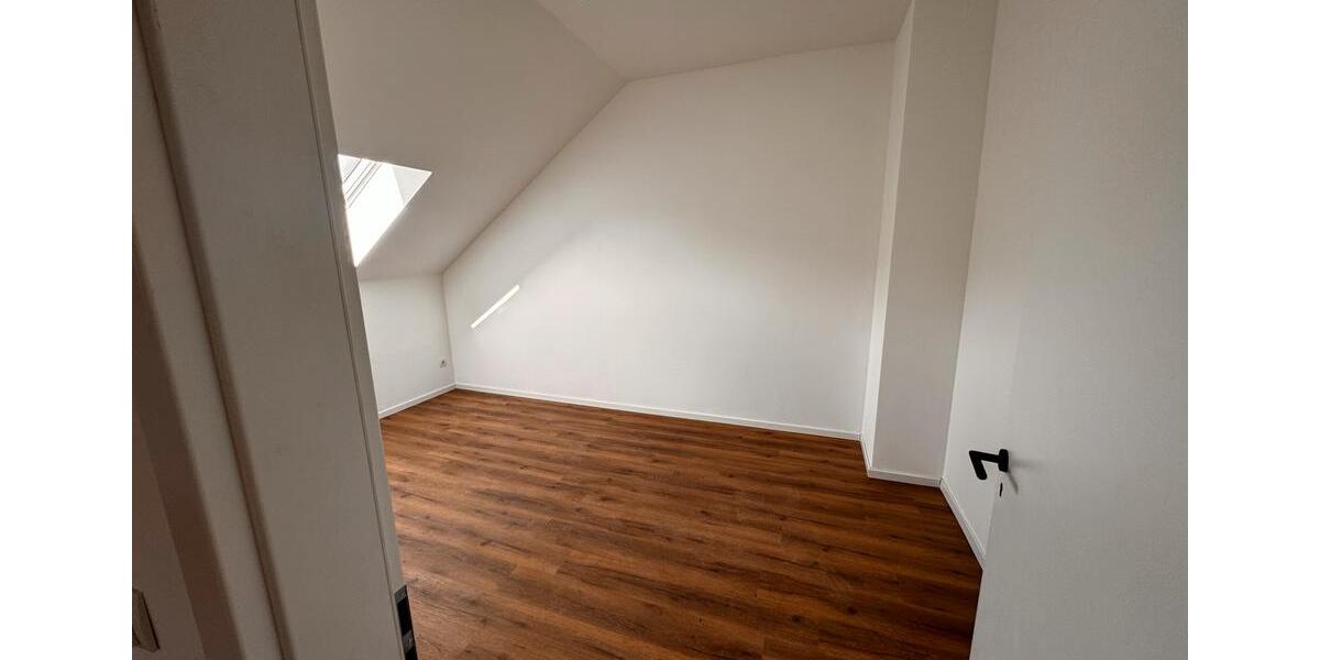 Dachgeschoßwohnung Rimbach - 2 Zimmer, 62 m&sup2;, 950&euro; | Angebot:26577782