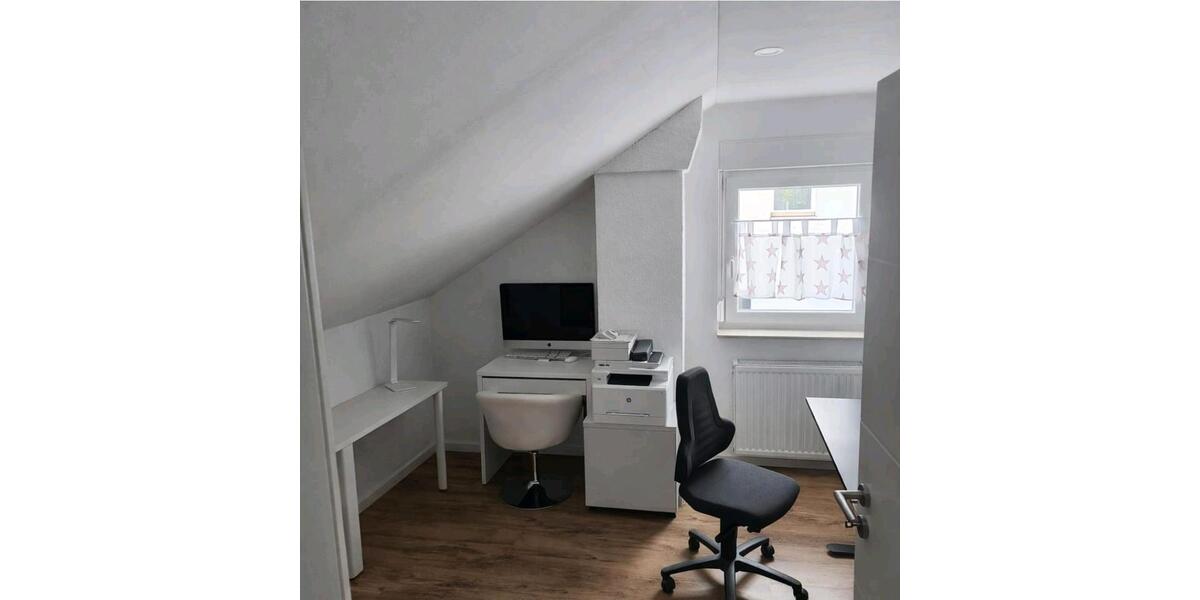 Frisch renoviertes Reihenendhaus mit Garten, Garage & Terrasse 6.5 zimmer