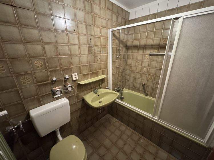 Etagenwohnung Weinheim - 2 Zimmer, 65 m&sup2;, 230.000&euro; | Angebot:25664813