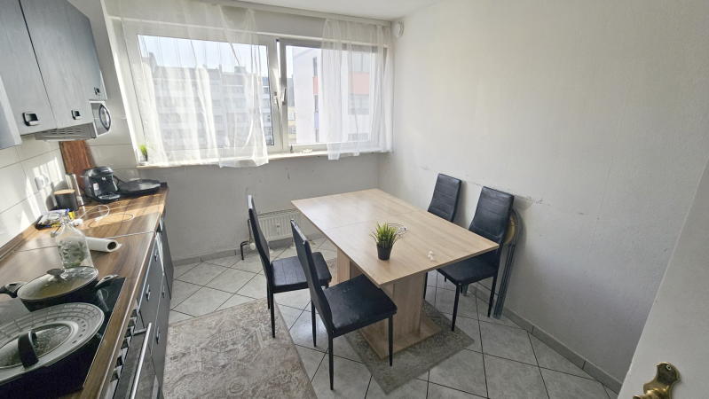 ObjNr:17727 - Schöne 4 Zimmer ETW mit Balkon - Nähe Bahnhof LU-Mitte - Etagenwohnung Ludwigshafen am Rhein Parkinsel | Angebot:17888276