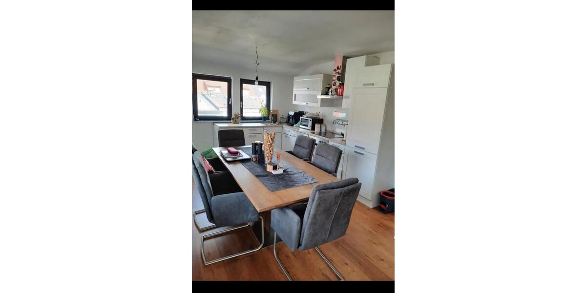 Dachgeschoßwohnung Nußloch - 1 Zimmer, 65 m&sup2;, 1.100&euro; | Angebot:24886409