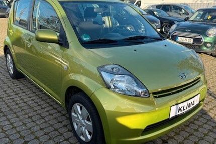 Daihatsu Sirion 167.000 km 2.499 € Ludwigshafen Am Rhein 67059