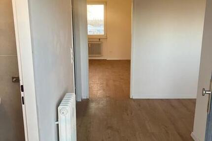 Moderne Mietwohnung 3 Zimmer ab 1.März 3 zimmer
