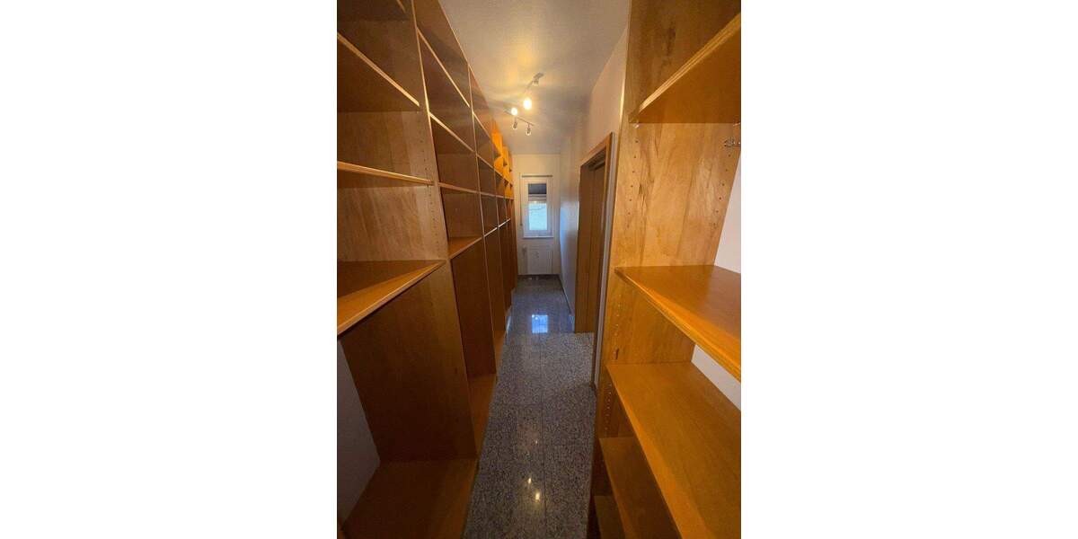 Etagenwohnung Speyer West - 4 Zimmer, 146 m&sup2;, 1.600&euro; | Angebot:25108292