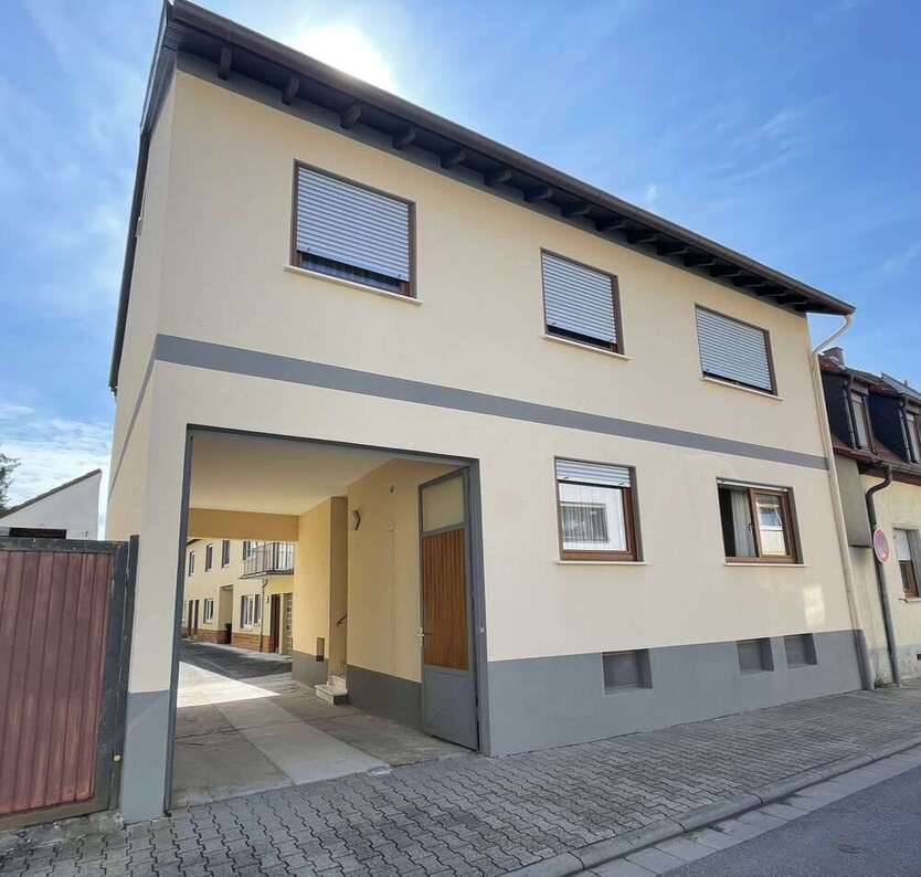 Haus zum Kaufen in Lambsheim 495.000 € 257 m²