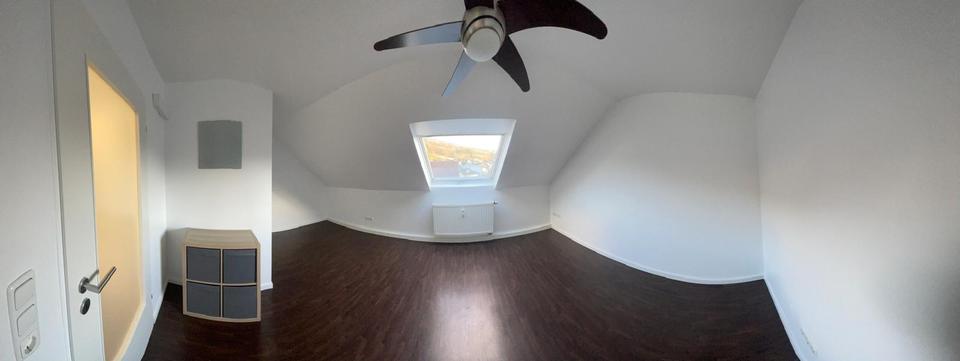 Dachgeschoßwohnung Mörlenbach - 4 Zimmer, 76 m&sup2;, 1.190&euro; | Angebot:26591147
