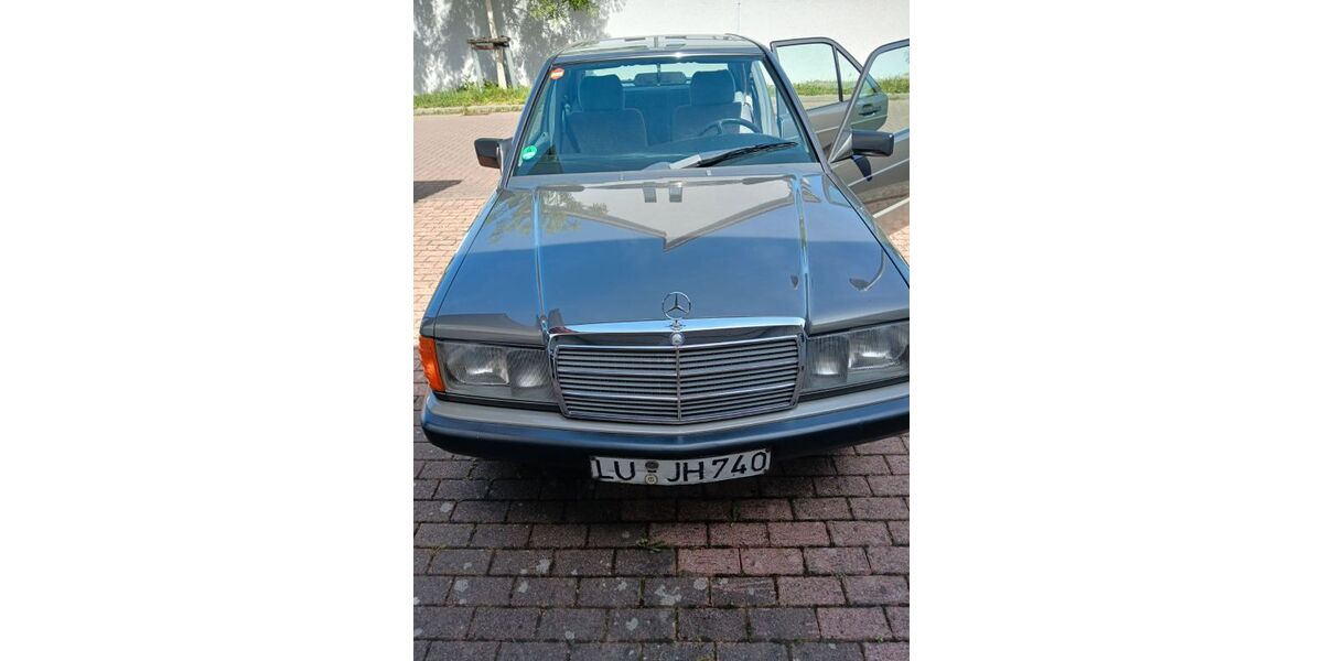 Mercedes-Benz 190 185.500 km 3.300 &euro; Ludwigshafen 67067