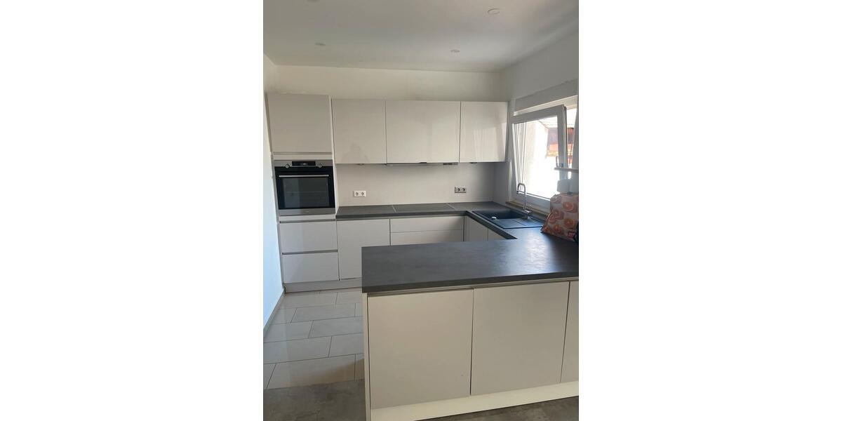 Erdgeschoßwohnung Schwetzingen - 3 Zimmer, 100 m&sup2;, 1.000&euro; | Angebot:26343860