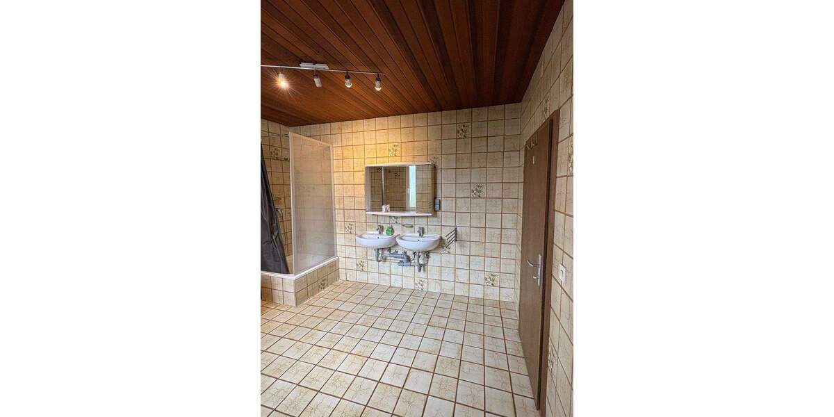 Charmantes Stadthaus-Ensemble in LU-Rheingönheim 1 zimmer