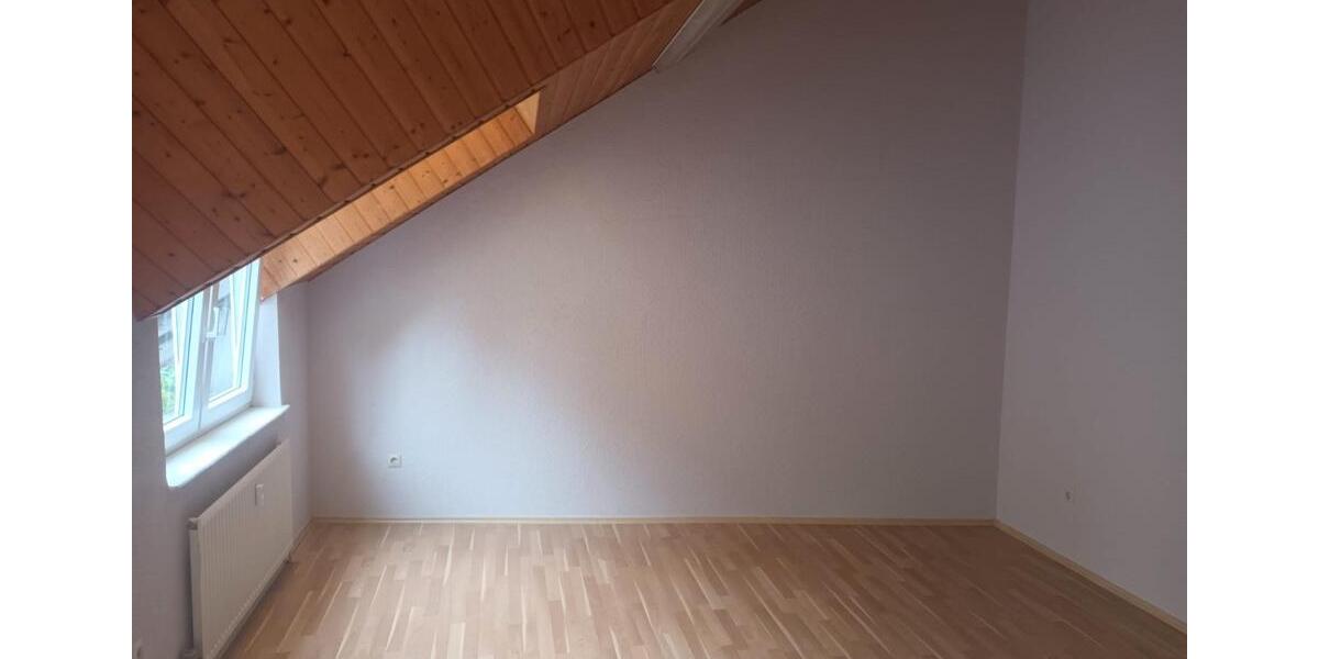 Etagenwohnung Weinheim - 2 Zimmer, 67 m&sup2;, 770&euro; | Angebot:26395521