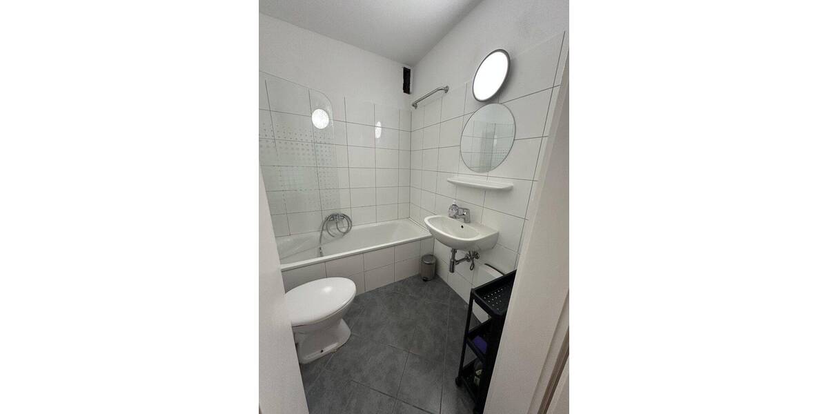 Etagenwohnung Mannheim Lindenhof - 3 Zimmer, 87 m&sup2;, 1.290&euro; | Angebot:26874594