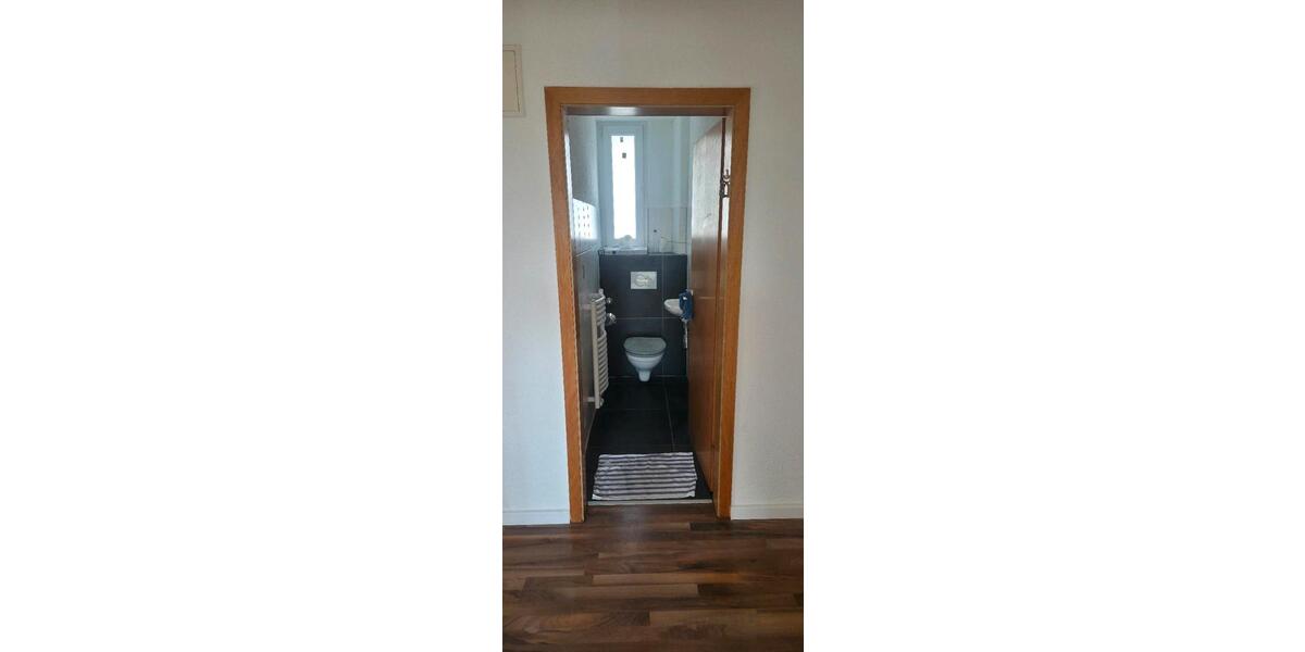 Etagenwohnung Ludwigshafen am Rhein Mundenheim - 3 Zimmer, 85 m&sup2;, 1.300&euro; | Angebot:26336266