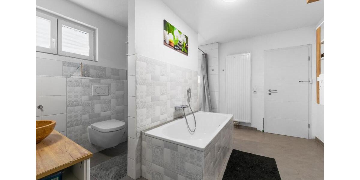 Einfamilienhaus Ludwigshafen am Rhein Rheingönheim - 8 Zimmer, 269 m&sup2;, 399.000&euro; | Angebot:25572222