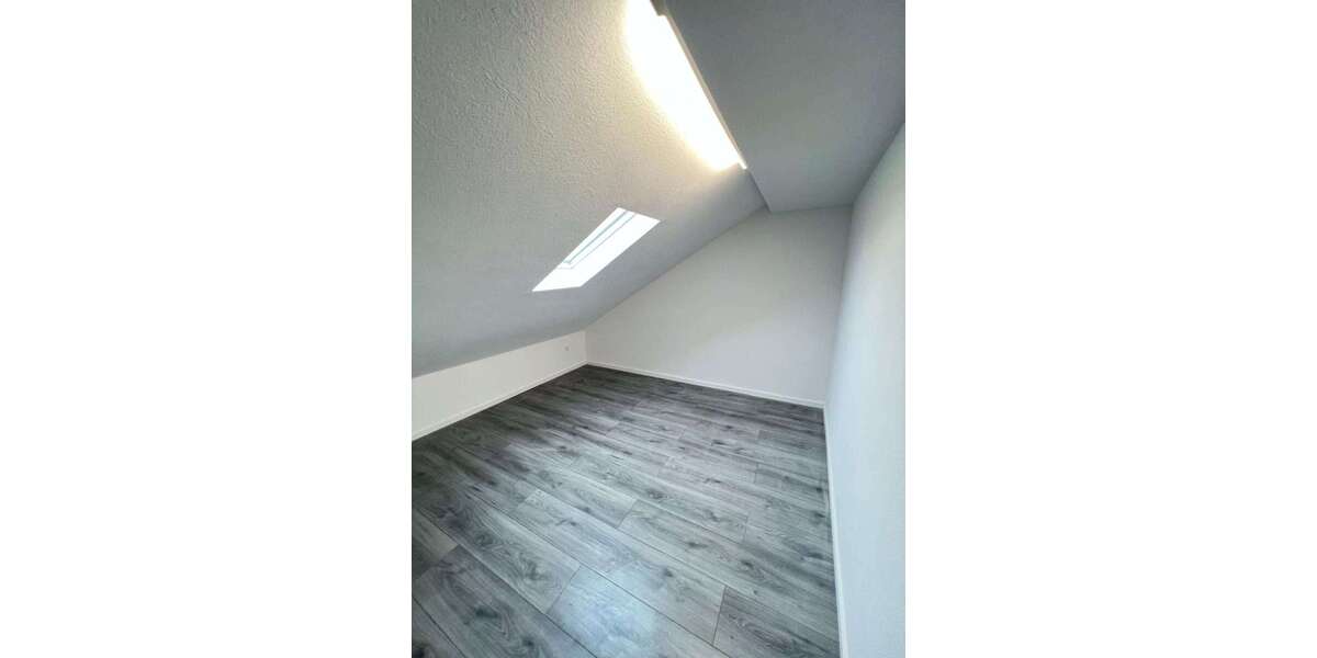 Etagenwohnung Sinsheim - 2 Zimmer, 45 m&sup2;, 675&euro; | Angebot:27398597