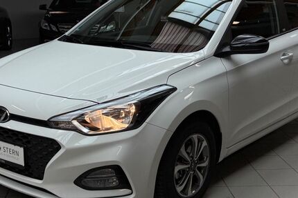 Hyundai i20 32.700 km 12.490 &euro; Mutterstadt 67112