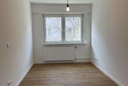 Wohnung Mannheim Fahrlach - 2 Zimmer, 65 m&sup2;, 1.000&euro; | Angebot:25421750
