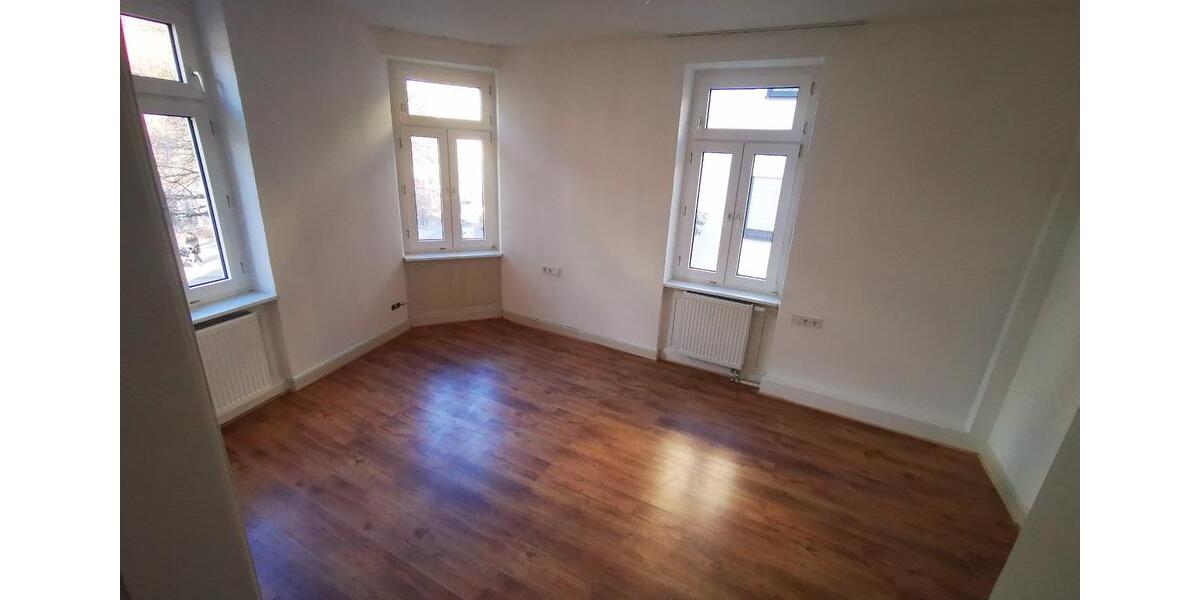 Etagenwohnung Heppenheim (Bergstraße) - 6.5 Zimmer, 130 m&sup2;, 1.390&euro; | Angebot:26415781
