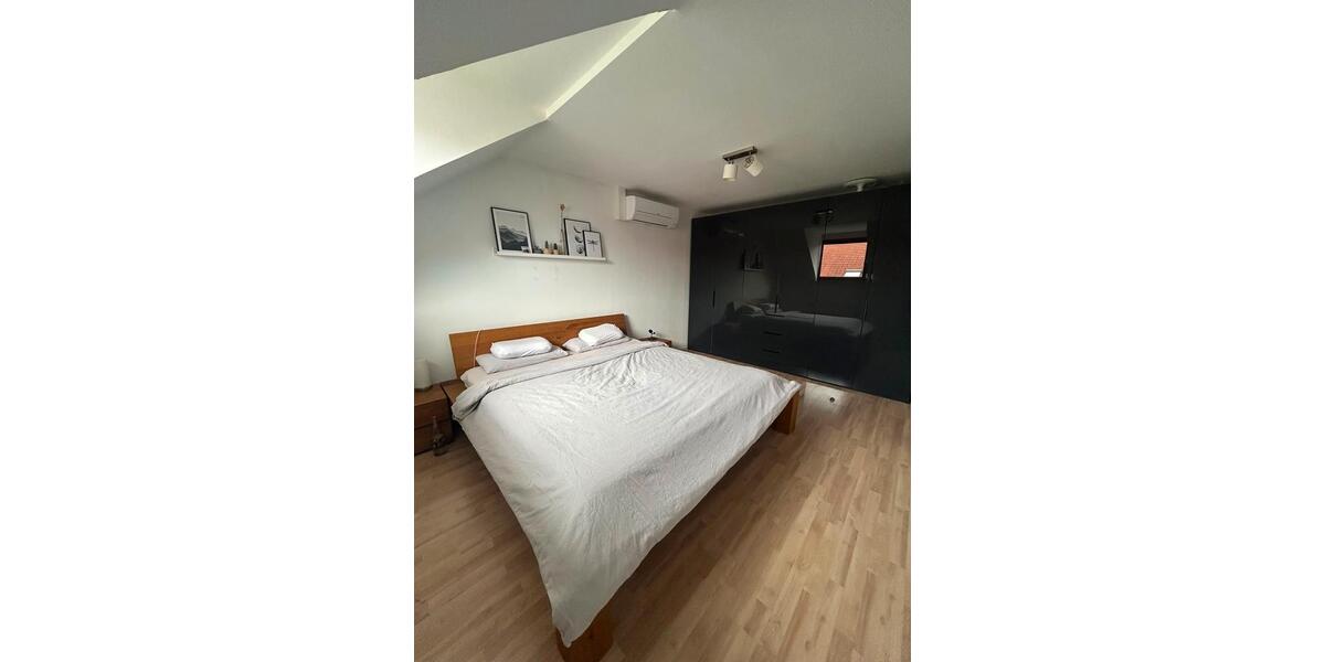 Dachgeschoßwohnung Leimen - 3 Zimmer, 72 m&sup2;, 278.000&euro; | Angebot:26837815