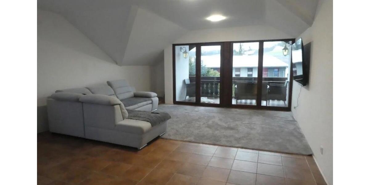 Dachgeschoßwohnung Mörlenbach - 4 Zimmer, 106 m&sup2;, 229.000&euro; | Angebot:26337330