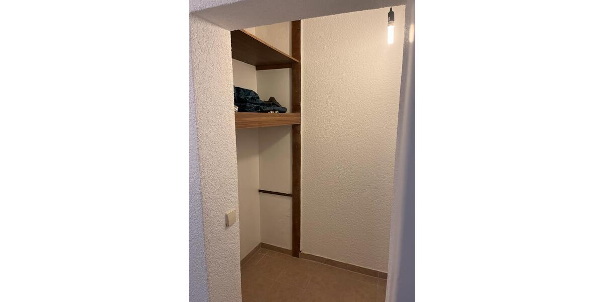 Etagenwohnung Nußloch - 4 Zimmer, 90 m&sup2;, 1.600&euro; | Angebot:26022103