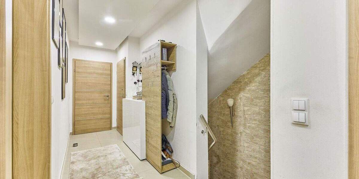 Reihenmittelhaus Ludwigshafen Oggersheim - 5 Zimmer, 180 m&sup2;, 599.000&euro; | Angebot:25211837