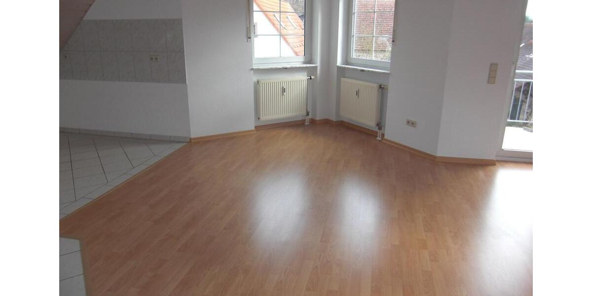 Dachgeschoßwohnung Mörlenbach - 3 Zimmer, 82 m&sup2;, 240.000&euro; | Angebot:24469846