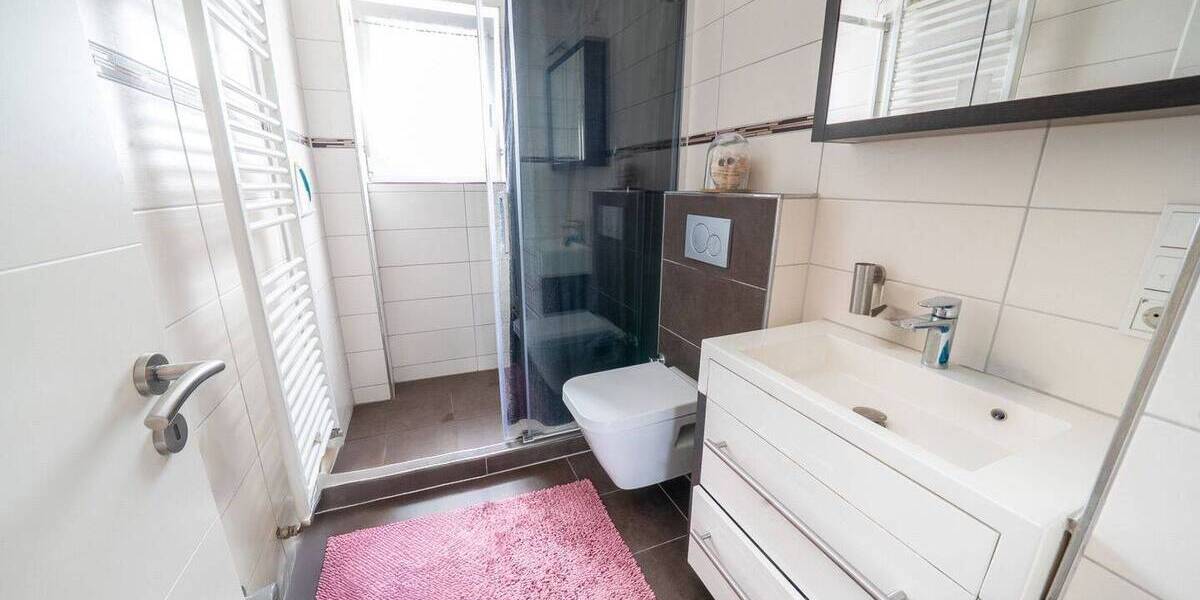 Etagenwohnung Edingen-Neckarhausen Neu-Edingen - 6 Zimmer, 130 m&sup2;, 510.000&euro; | Angebot:26787851