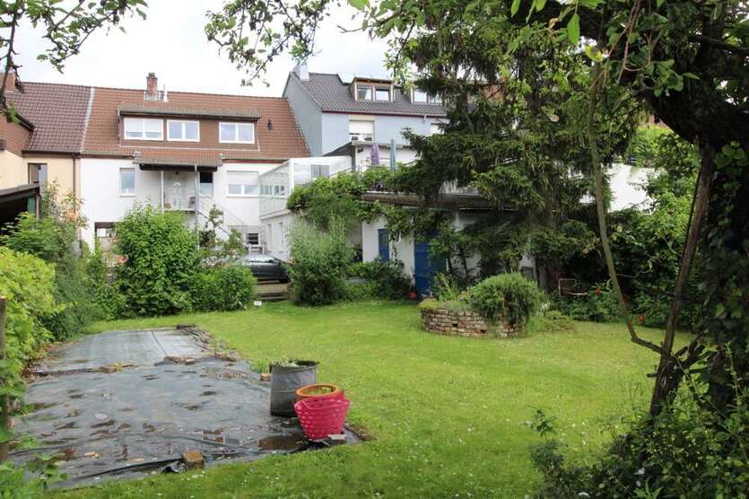 Haus zum Kaufen in Mannheim Käfertal 999.999 € 250 m²