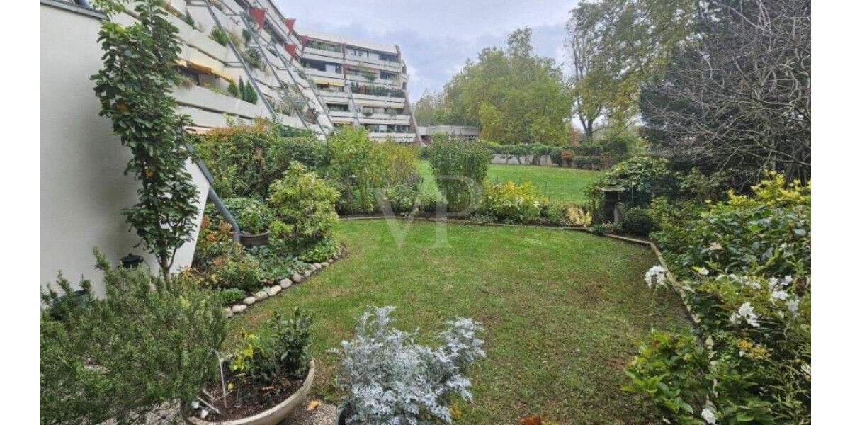 Großzügige 5-Zimmer-Terrassenwohnung mit Garten & Neckarblick - familienfreundlich 5 zimmer