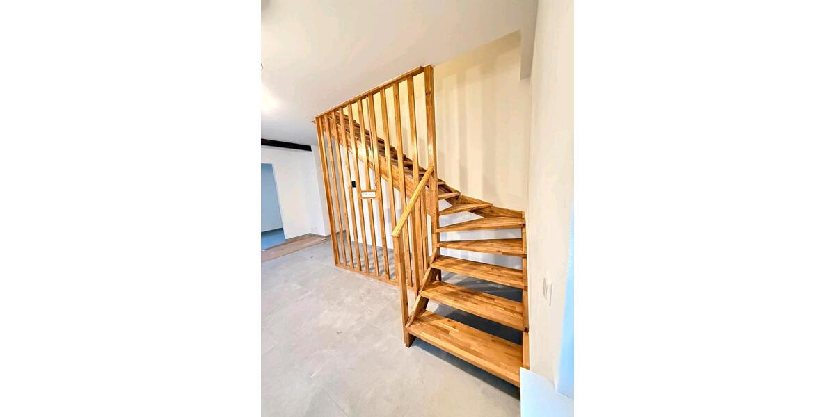 Einfamilienhaus Östringen - 5 Zimmer, 145 m&sup2;, 1.600&euro; | Angebot:25282563