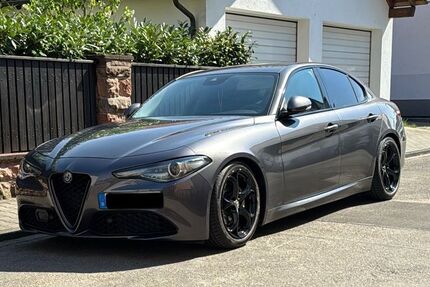 Alfa Romeo Giulia 147.000 km 16.800 &euro; Lorsch 64653