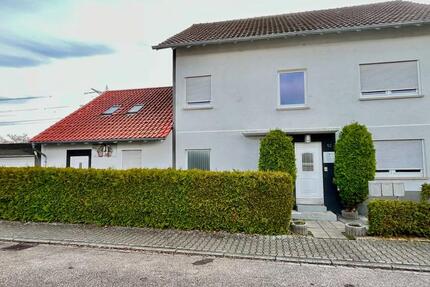 Wohnung Brühl - 2 Zimmer, 70 m&sup2;, 890&euro; | Angebot:24307450