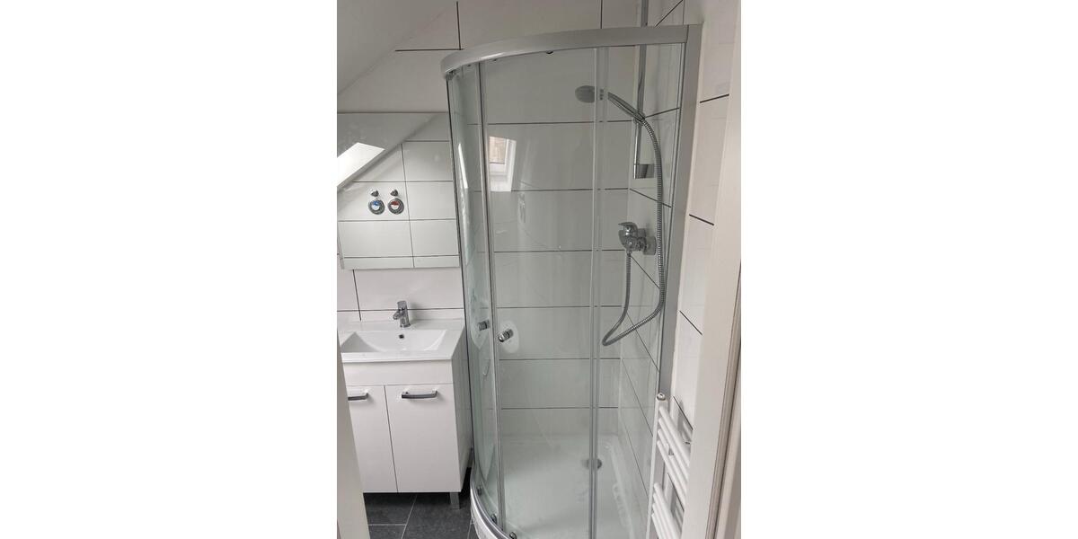 Dachgeschoßwohnung Mannheim Niederfeld - 1 Zimmer, 17 m&sup2;, 340&euro; | Angebot:25498312